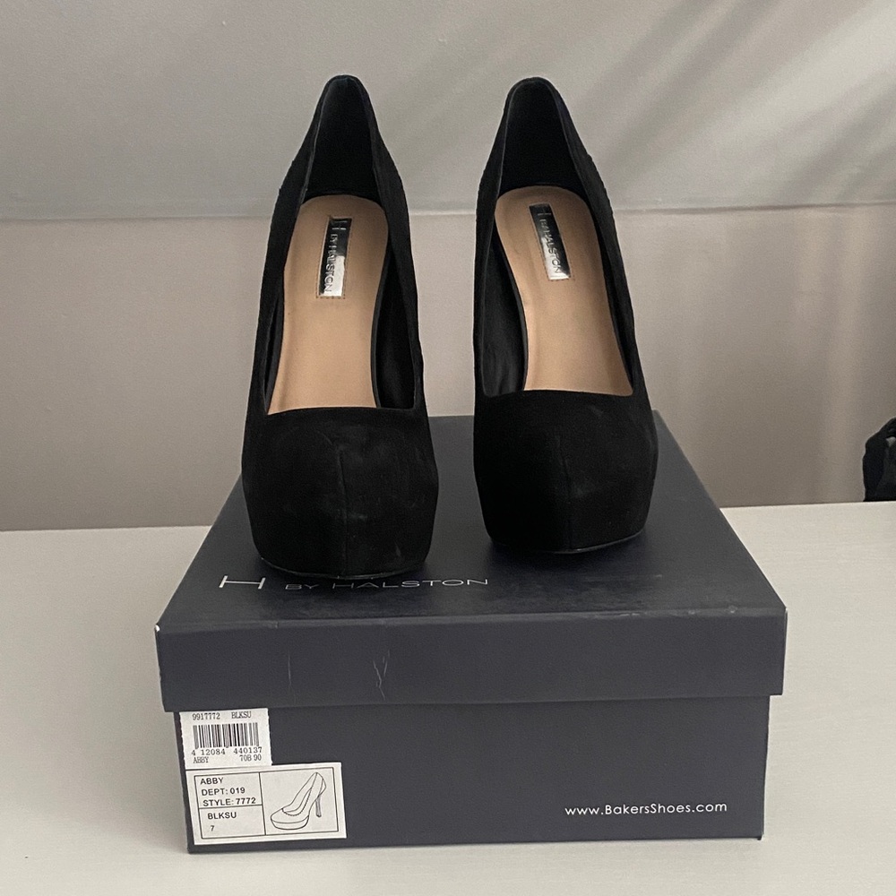 H by Halston Classic Black Heels